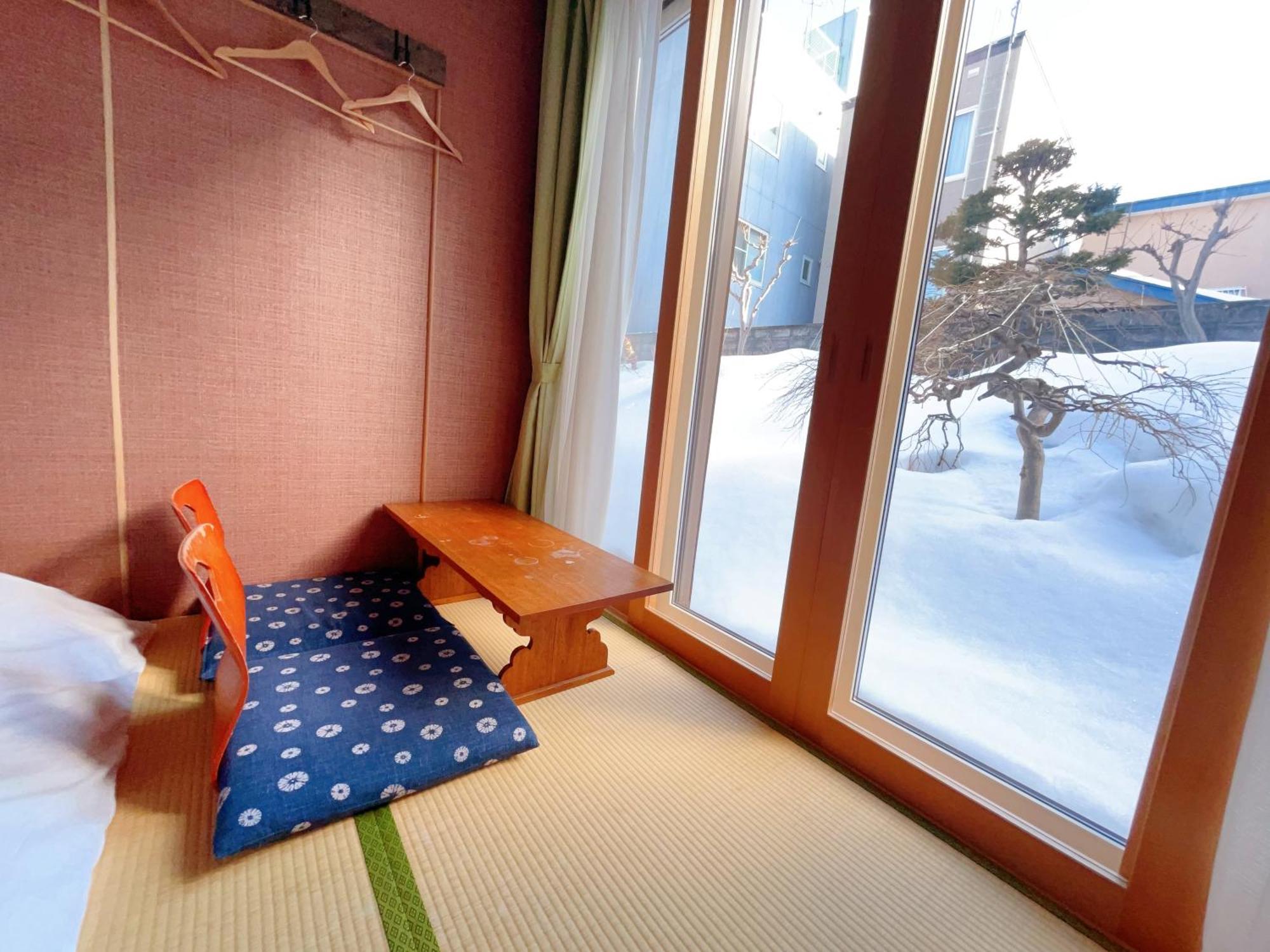 Couette-café Otarunishikien